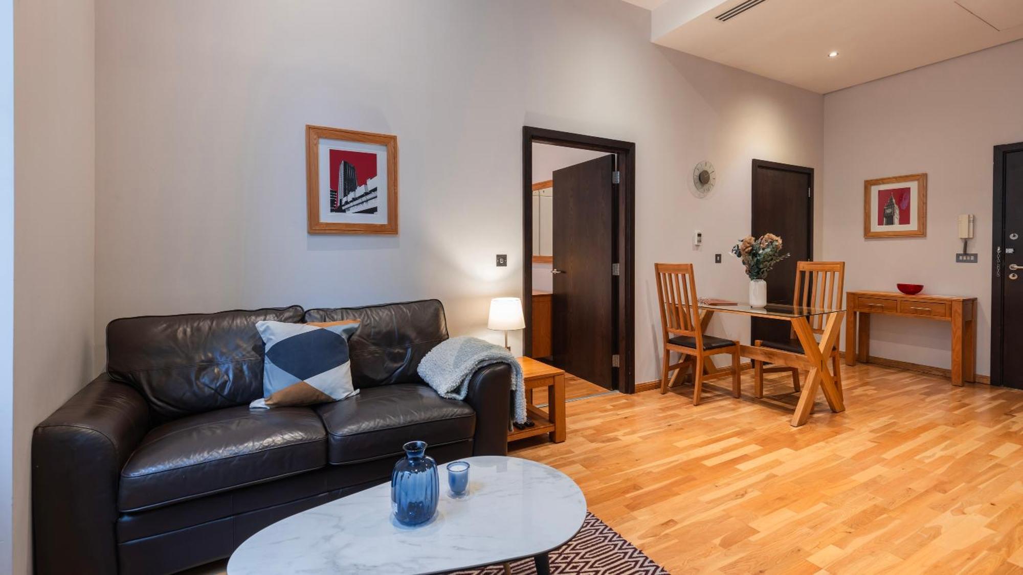 Cannon Street Serviced Apartments By Lovelystay Londres Extérieur photo