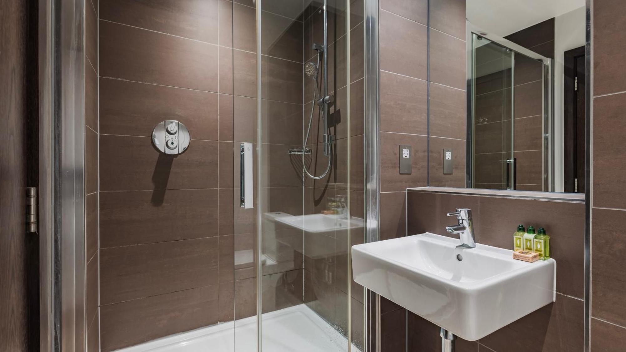 Cannon Street Serviced Apartments By Lovelystay Londres Extérieur photo